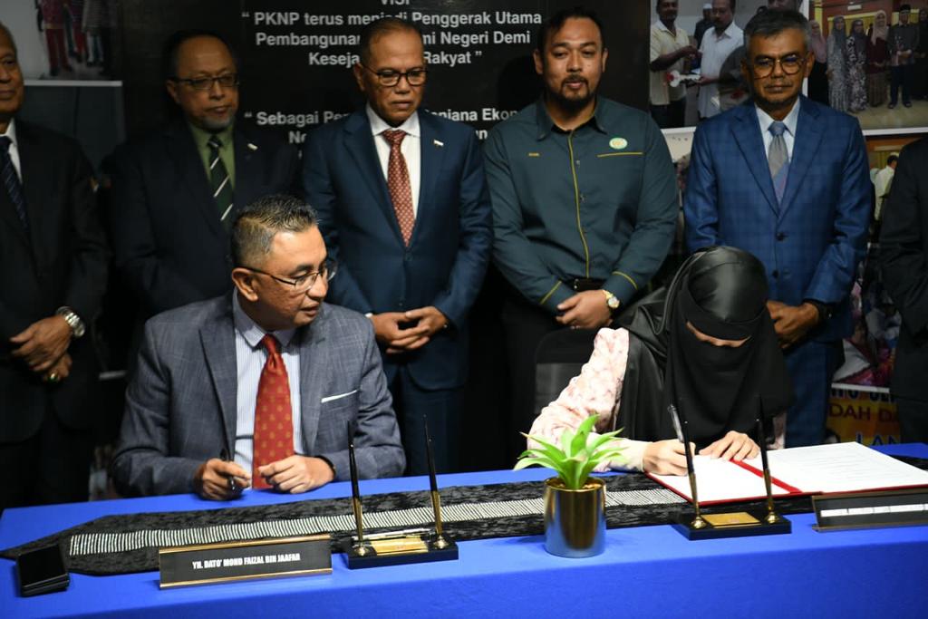 Majlis Menandatangani Perjanjian Pajakan